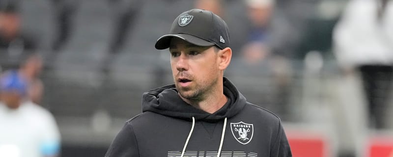 Klint Kubiak addresses narrative about Fernando Mendoza, Kirk Cousins decision