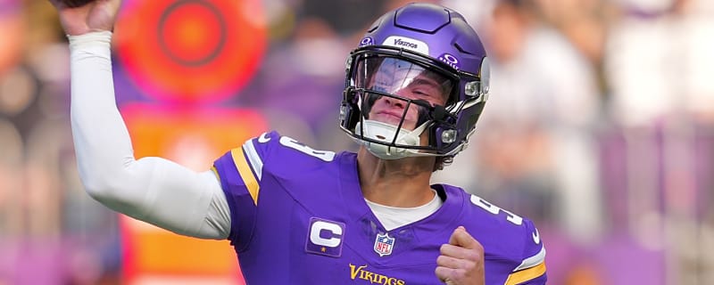 J.J. McCarthy is holding back the Vikings offense