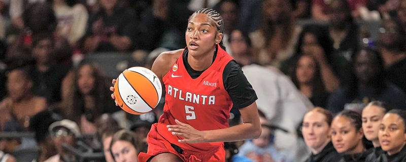Angel Reese notches 30-point double-double, makes history