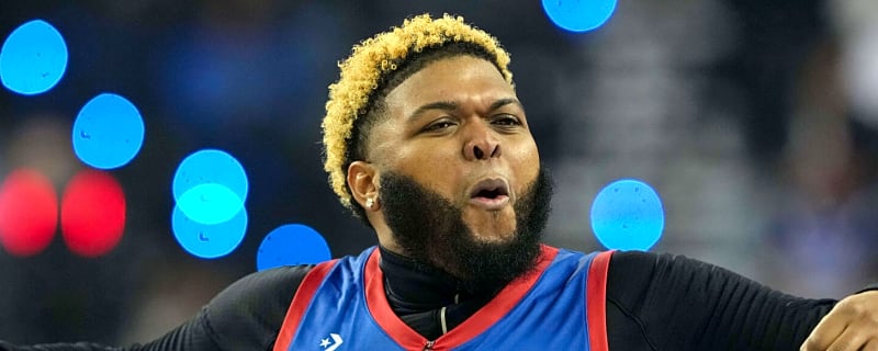 Social media star ruins NBA's Shooting Stars at All-Star Weekend