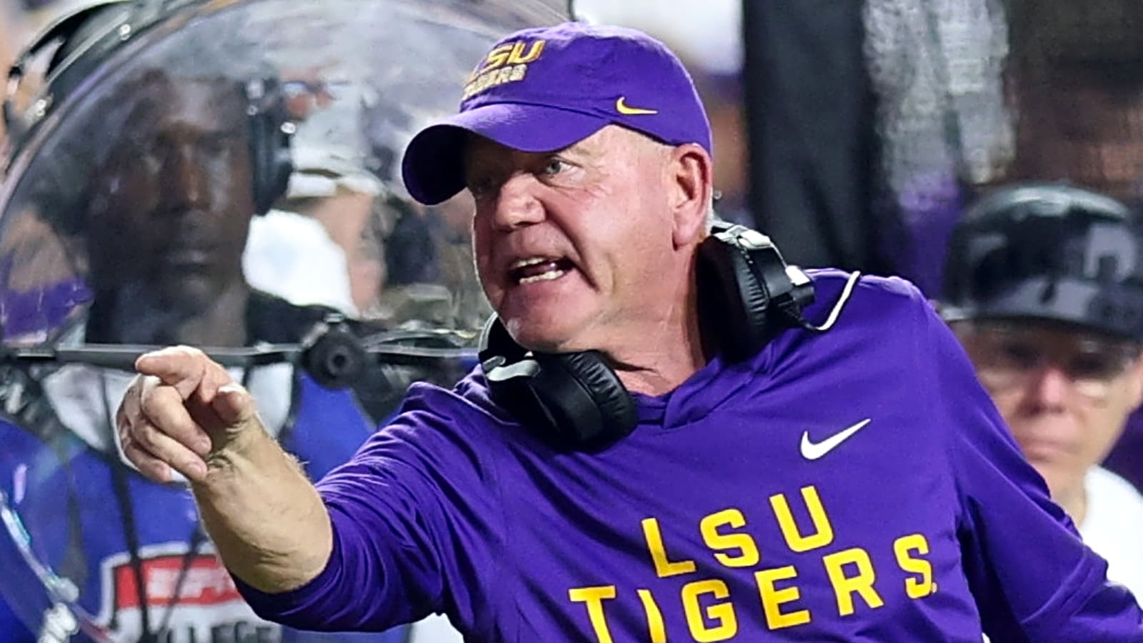 Brian Kelly strongly defends his LSU tenure
