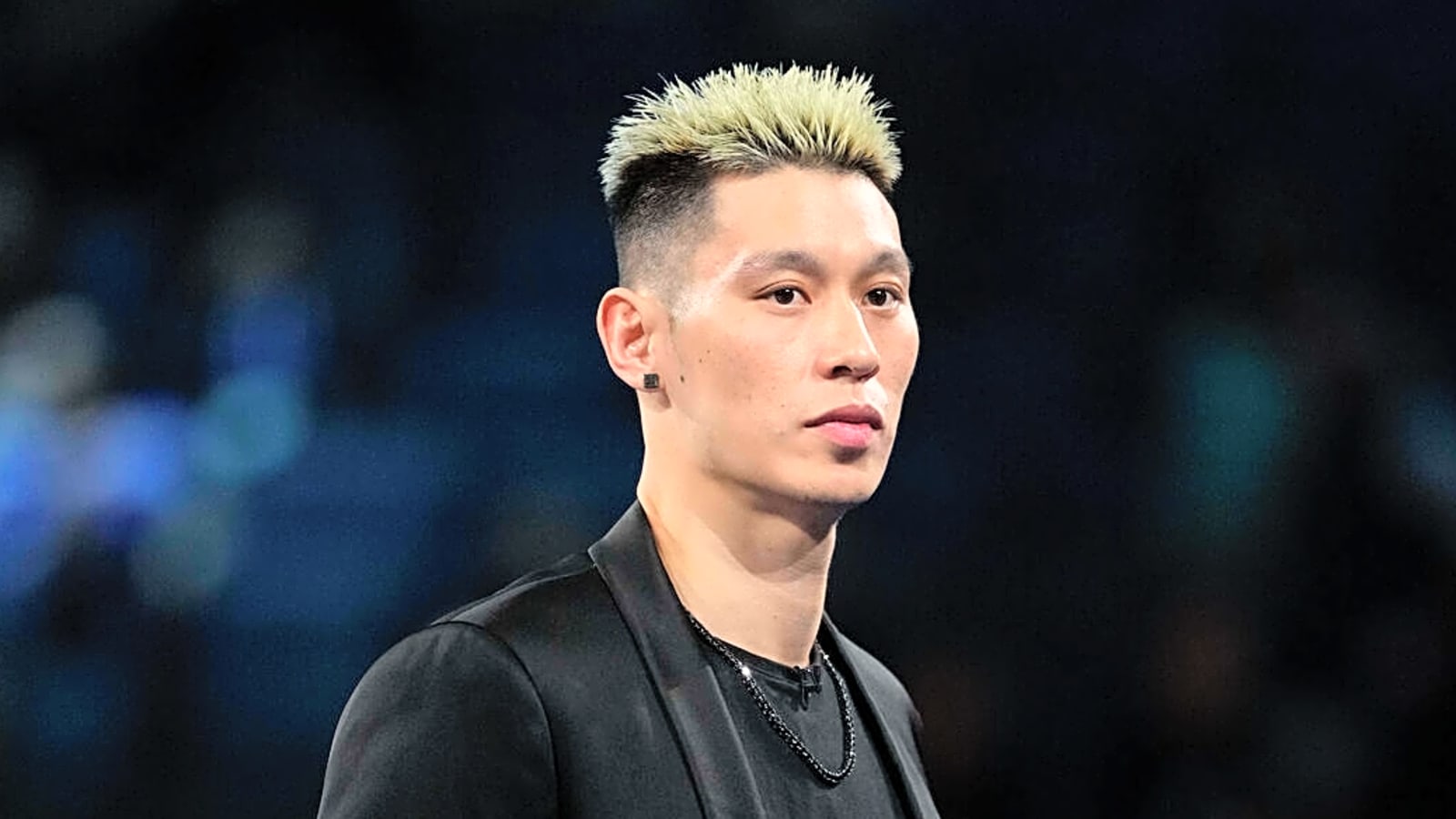 Jeremy Lin announces his retirement 