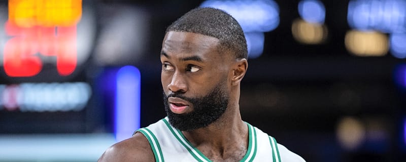 Jaylen Brown sacrifices chance to break Larry Bird record, but plays crucial role in Celtics' win