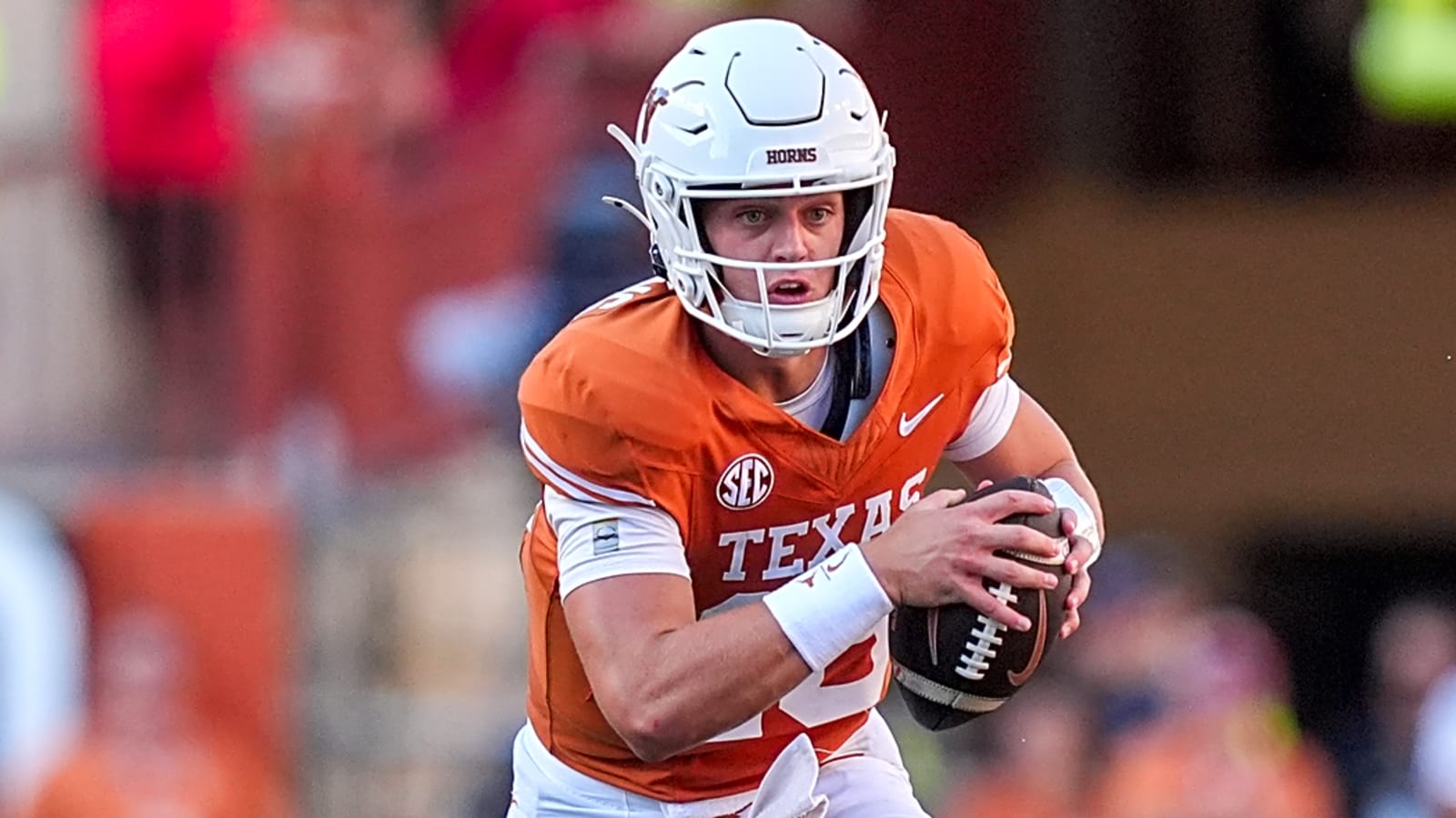 Is there too much hype surrounding Texas QB Arch Manning?