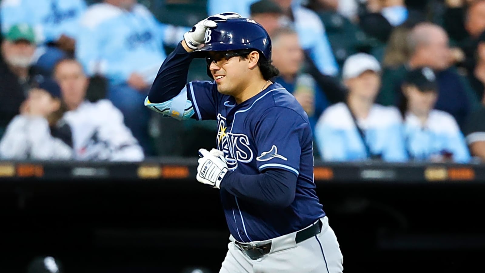 Mariners outright Austin Shenton, Jesse Hahn