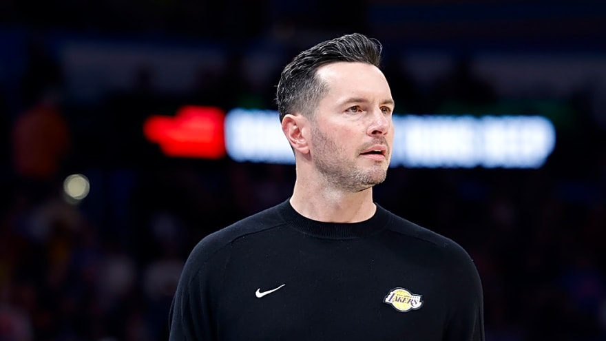 Lakers extending HC JJ Redick's contract is an unnecessary risk