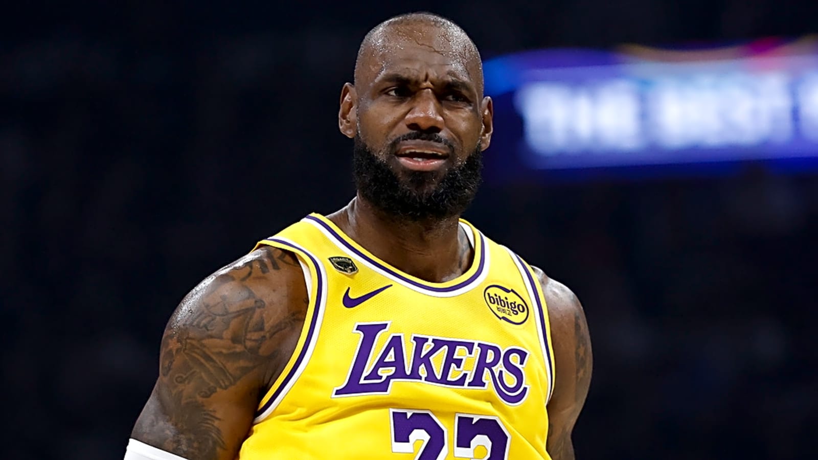 LeBron James signing signals drastic change for 76ers' front office