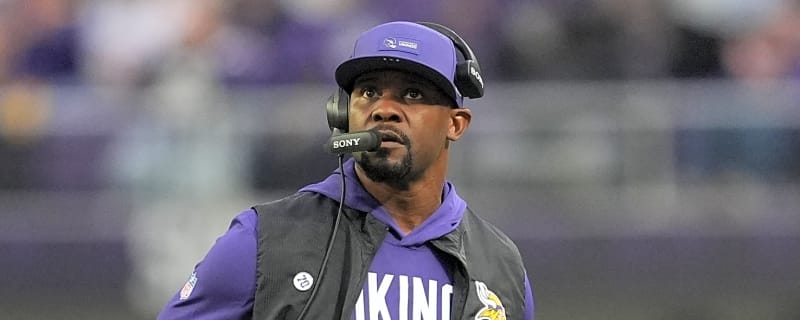 Vikings DC Brian Flores could be the best choice to fill the Steelers HC vacancy