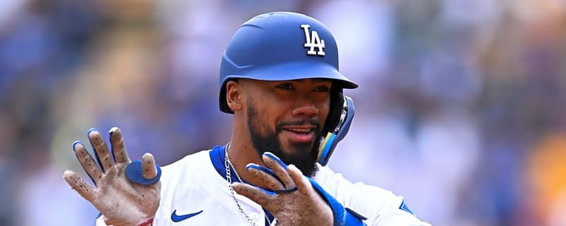 Watch: Teoscar Hernandez reaches notable milestone vs. Pirates