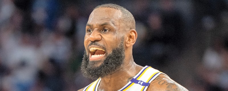 'Vibes' around LeBron James concerning for Lakers