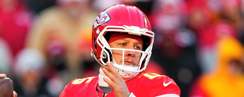 Doctors give Mahomes a clear timeline for return from knee injury