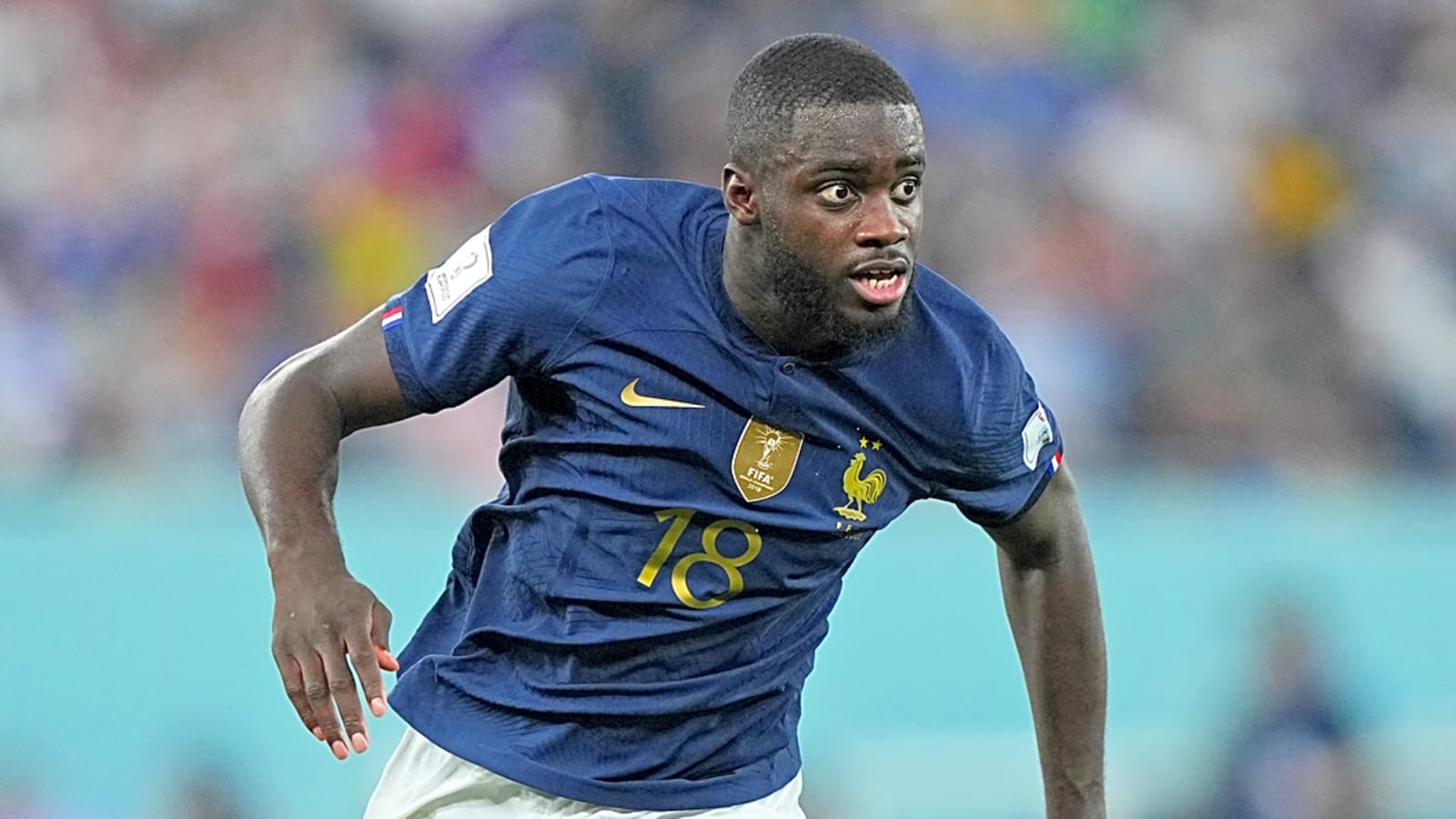 Real Madrid are ready to splash €20m signing bonus for Manchester United defensive target