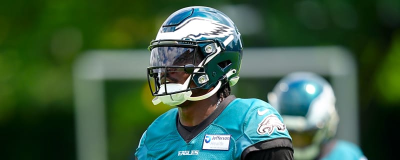 Former Eagles star sounds alarms over potential A.J. Brown problem