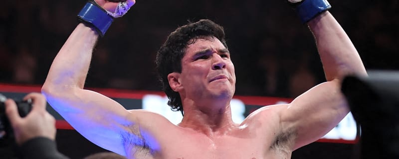 Mike Malott defeats Joaquin Buckley with KO of the Year candidate
