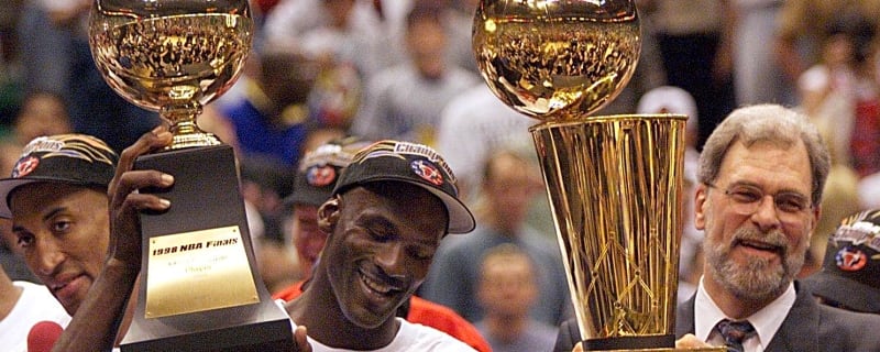 Phil Jackson Reveals How Michael Jordan Reacted When Told To Score Less To Win Championships