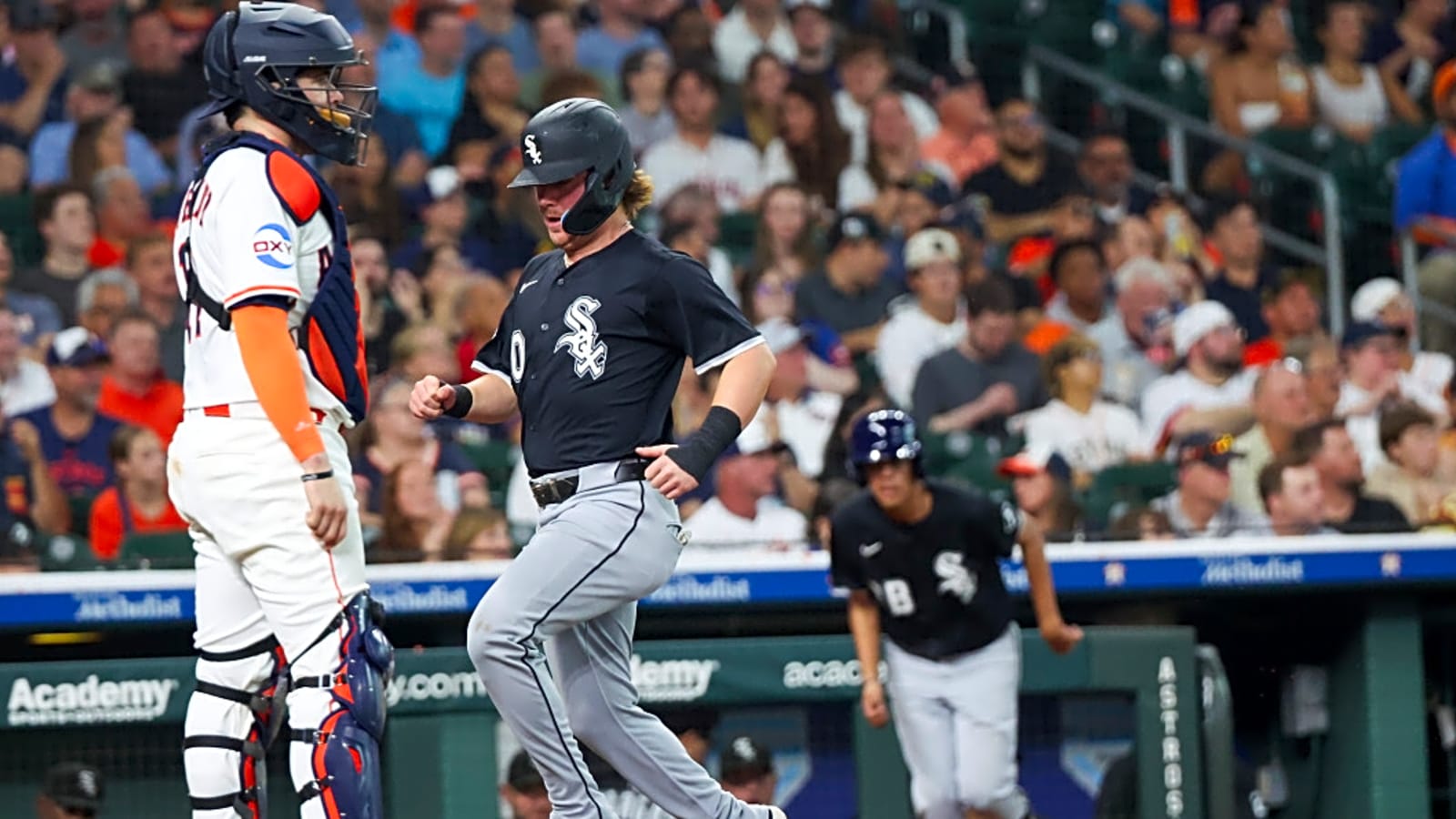 Shane Smith Shines, Robert Jr. Does It All, and the White Sox Finally Win a Road Game