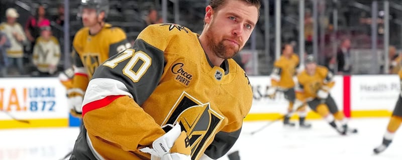 Jets sign Tanner Pearson, Cole Koepke to one-year contracts
