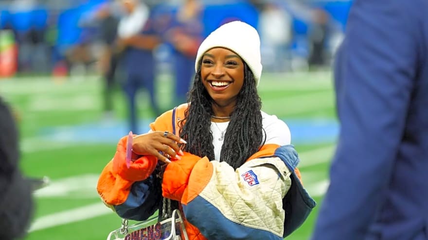 Simone Biles Addresses Custom Jonathan Owens Jacket After Colts’ $1.2M Signing