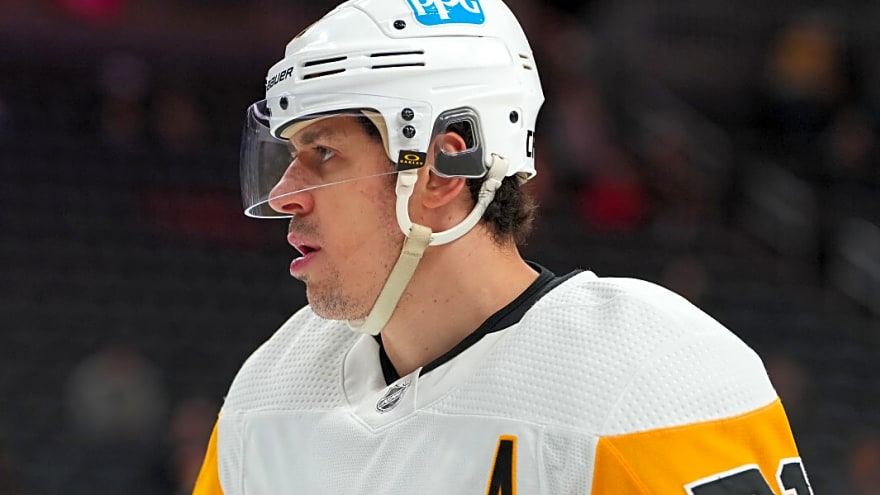Penguins' Evgeni Malkin Facing NHL Punishment After Slash to Head