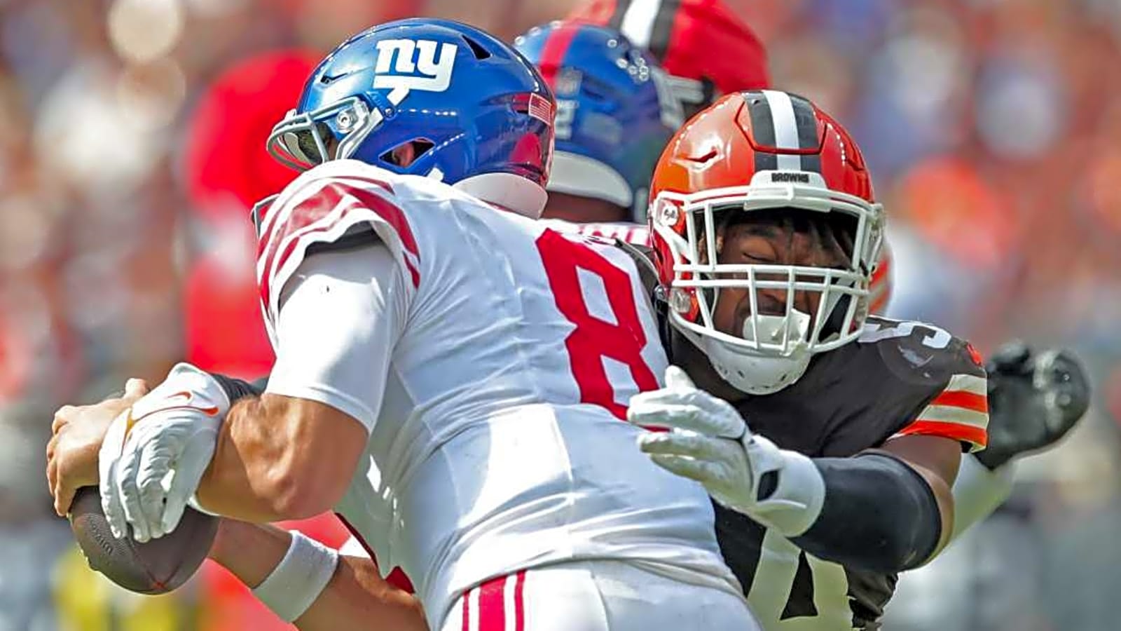 Jets should be all over recently released Browns veteran edge rusher