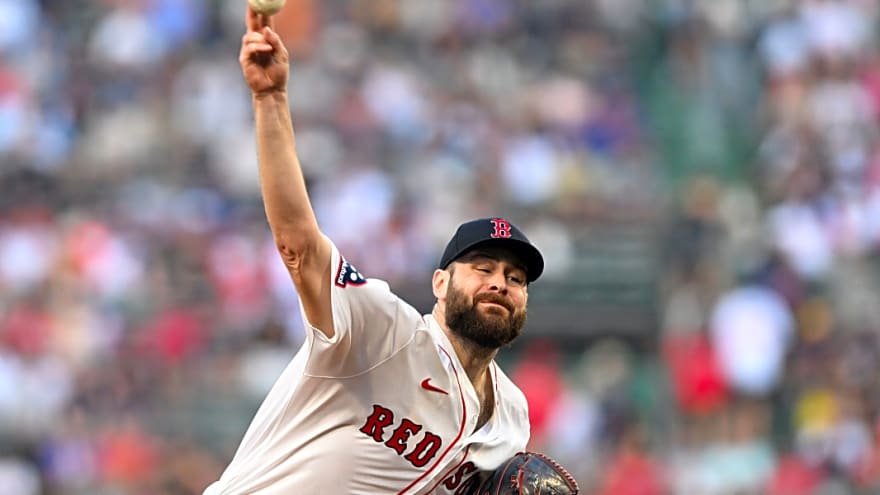 Report: Cubs Eyeing Veteran Starter Lucas Giolito as a Trade Option
