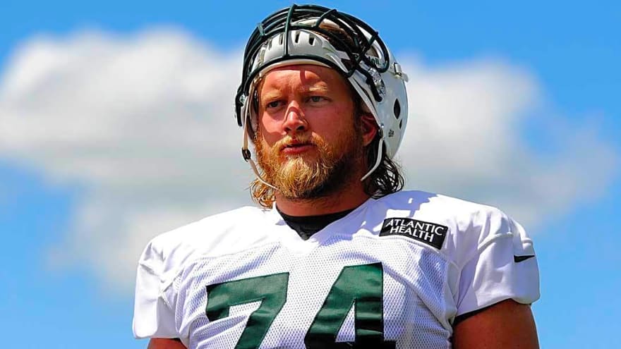 Jason Kelce pays touching tribute to Nick Mangold