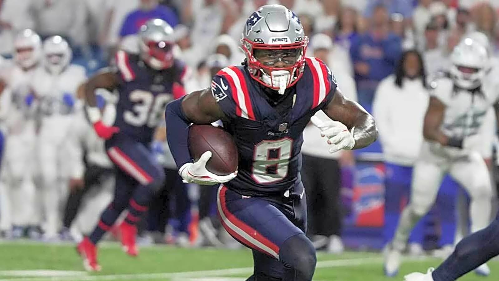 Stefon Diggs’ baffled reaction to controversial call vs. Saints