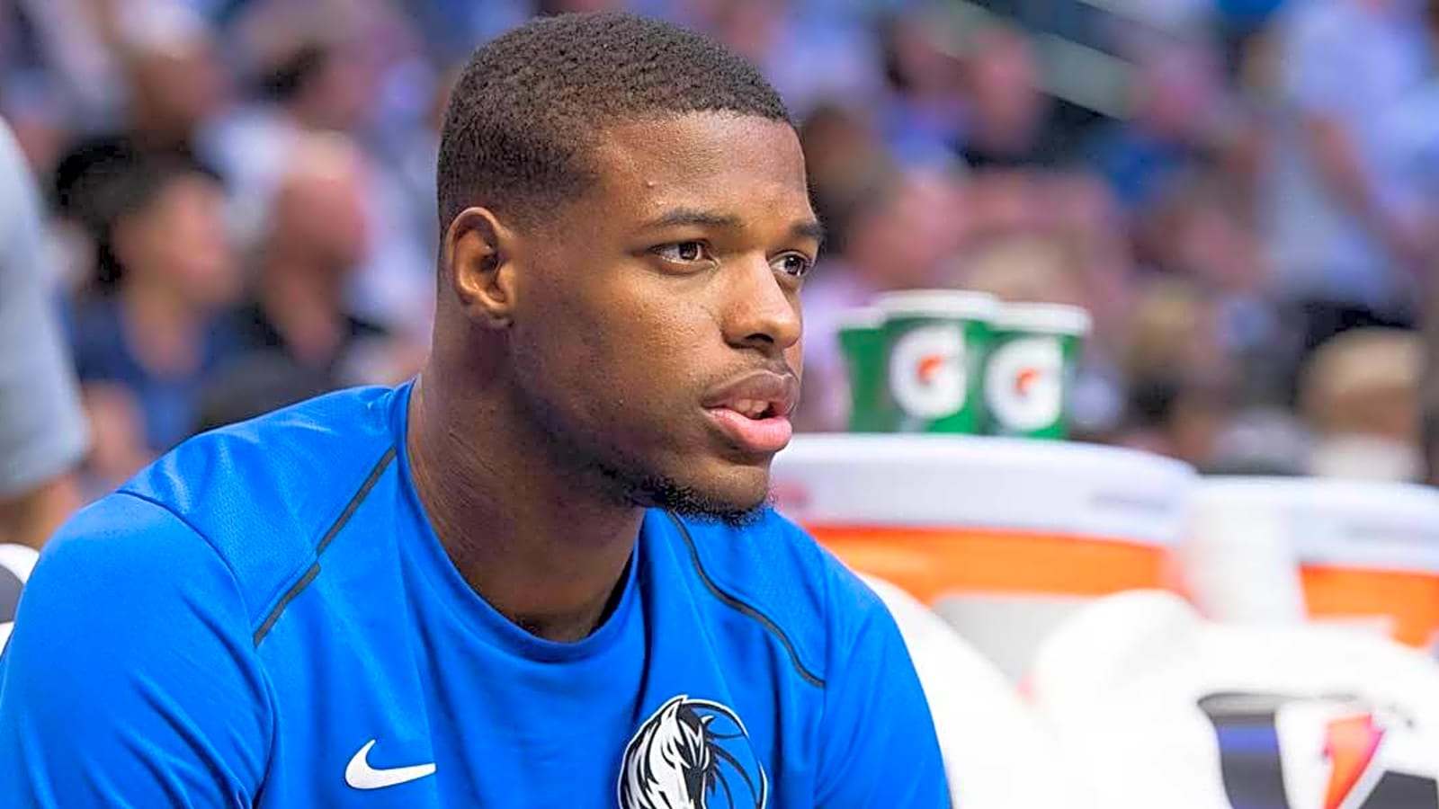 Dennis Smith Jr. returns to Mavericks on one-year deal