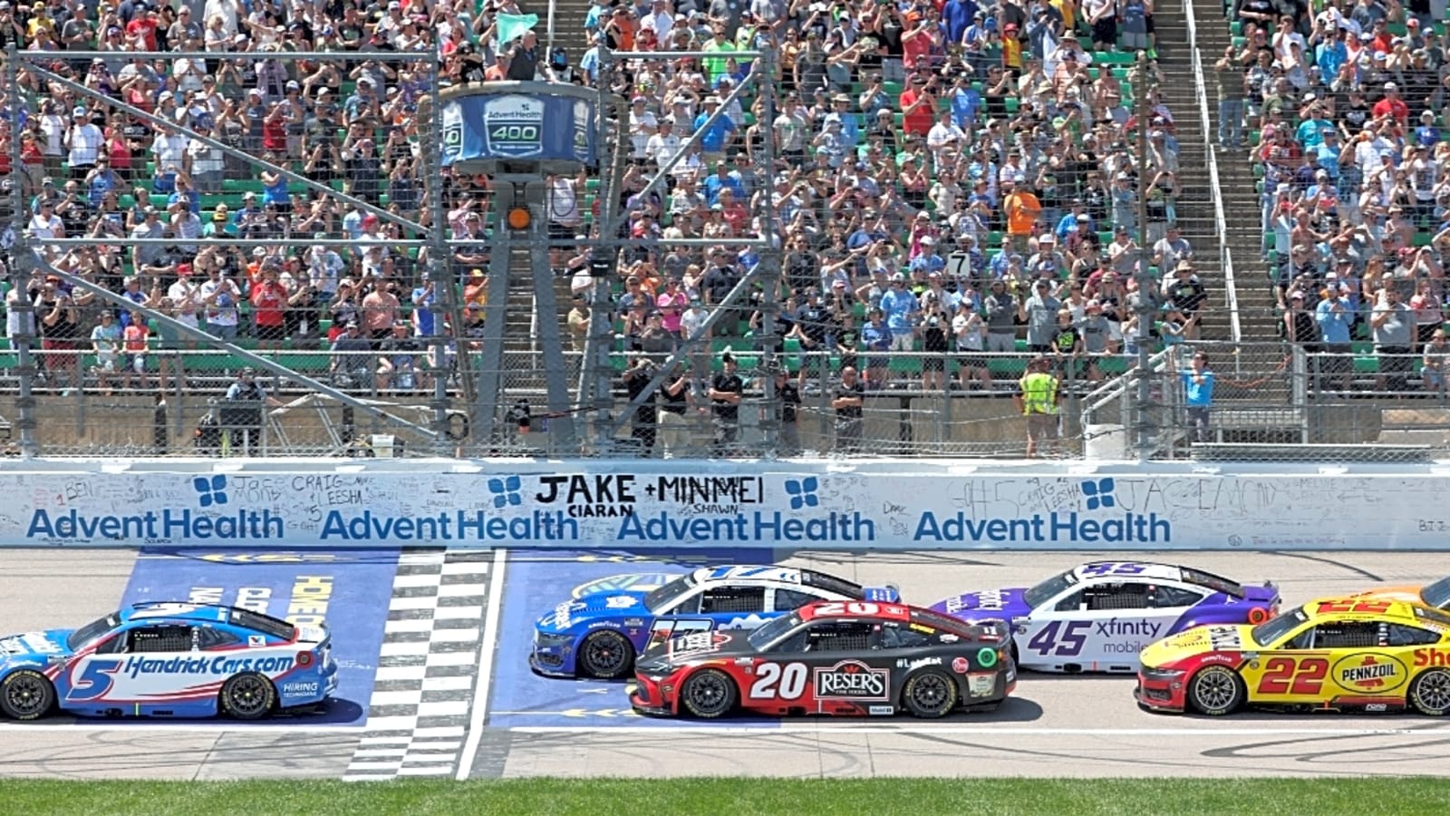 Kevin Harvick predicts winner for Kansas NASCAR race