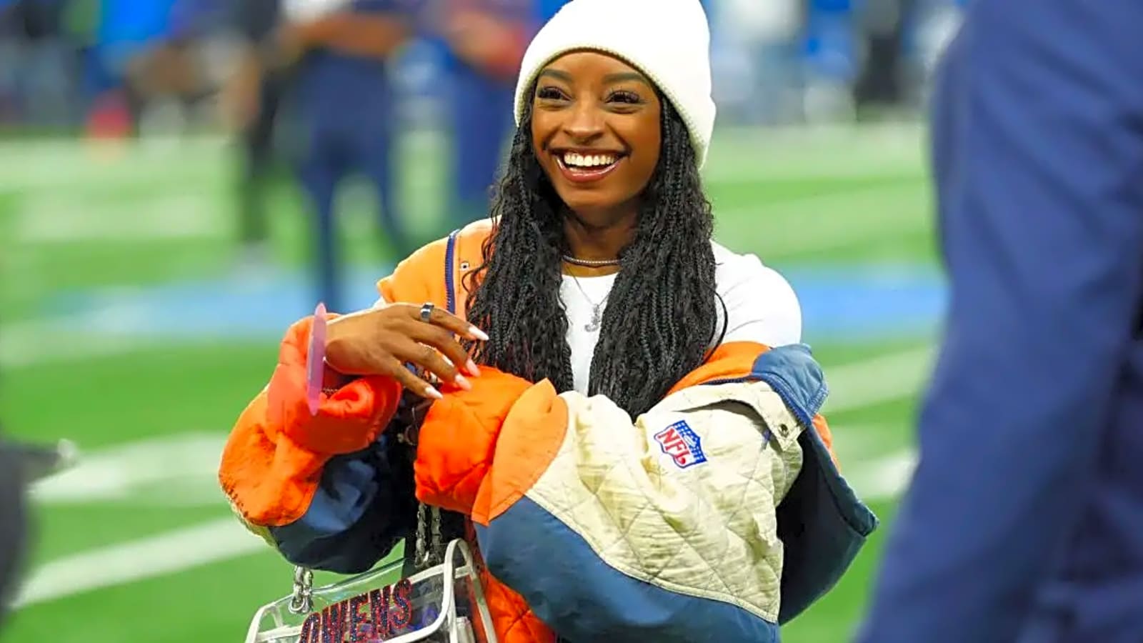 Chicago Bears: Simone Biles turns heads after NFL announcement