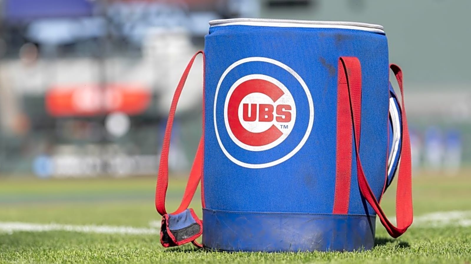 Chicago Cubs sign veteran reliever to minor league contract