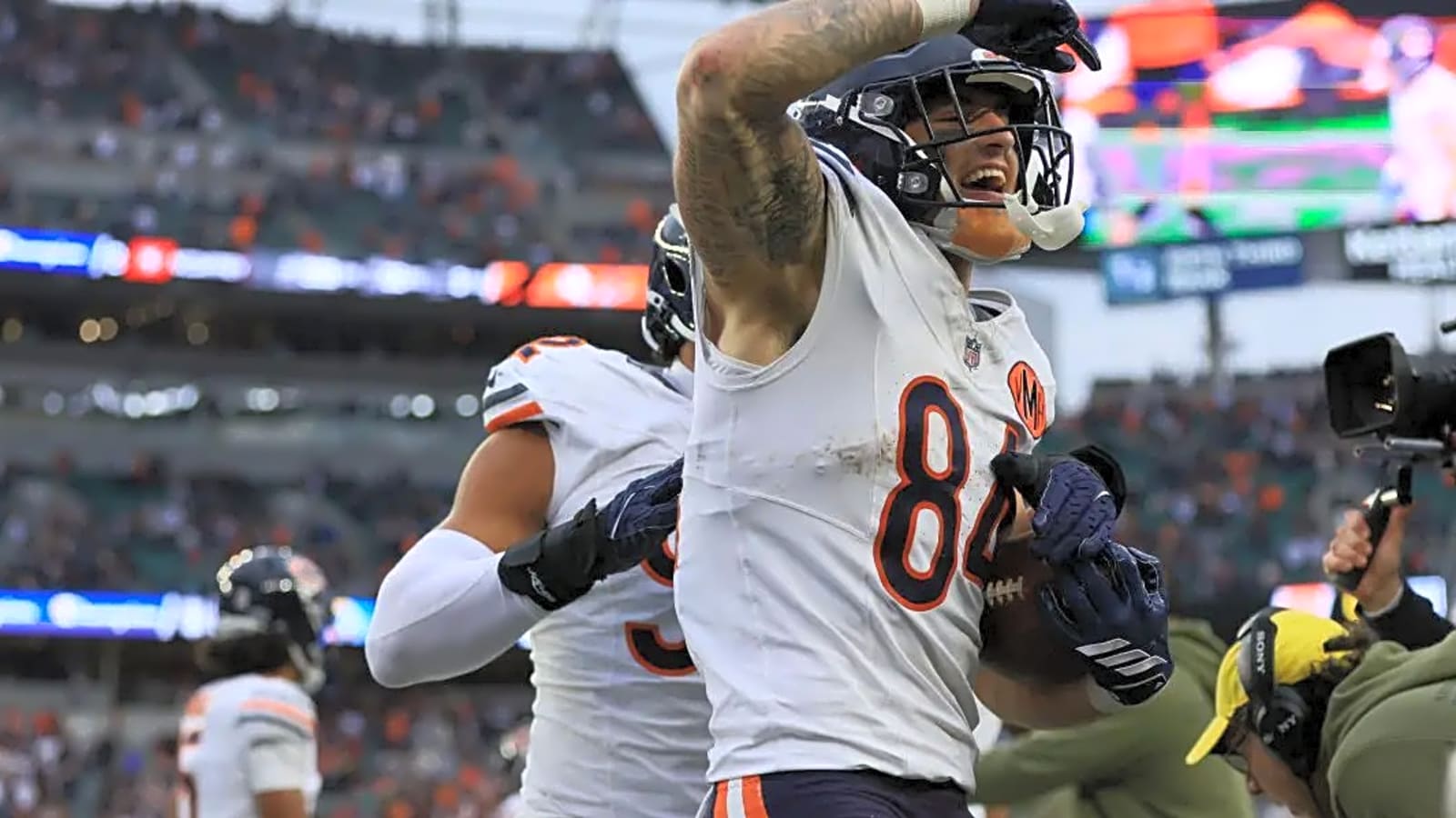 Chicago Bears TE Colston Loveland’s offseason decision turns heads