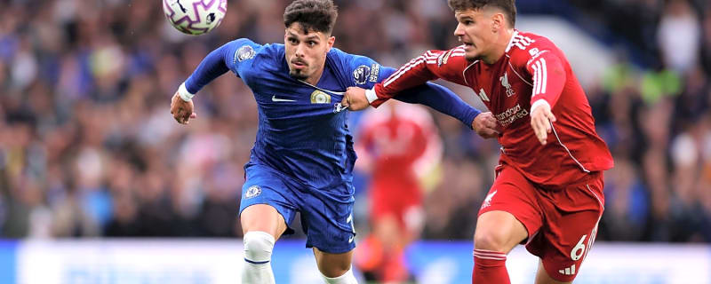 Neville: Kerkez 'looked like a youth player' in Chelsea loss as Slot’s call questioned