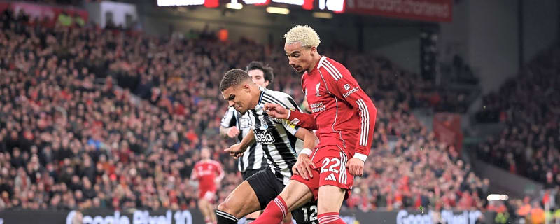 Agbonlahor claims ‘very good’ Liverpool man is the league’s best on current form