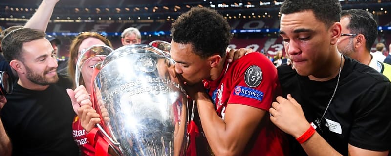 Carragher and Rooney send message to Trent Alexander-Arnold’s brother