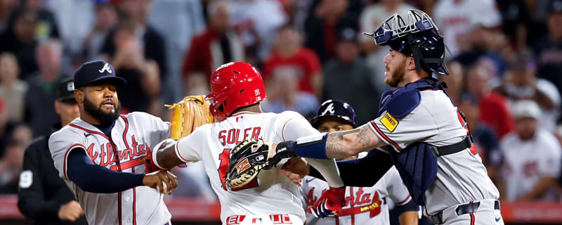 Jorge Soler, Reynaldo Lopez receive punishments for brawl