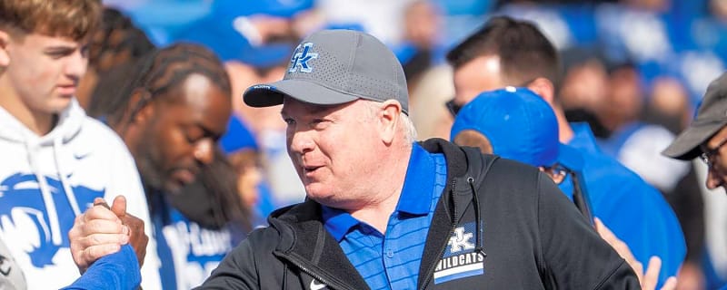Mark Stoops, resurgent Kentucky deserve credit for 2025 turnaround