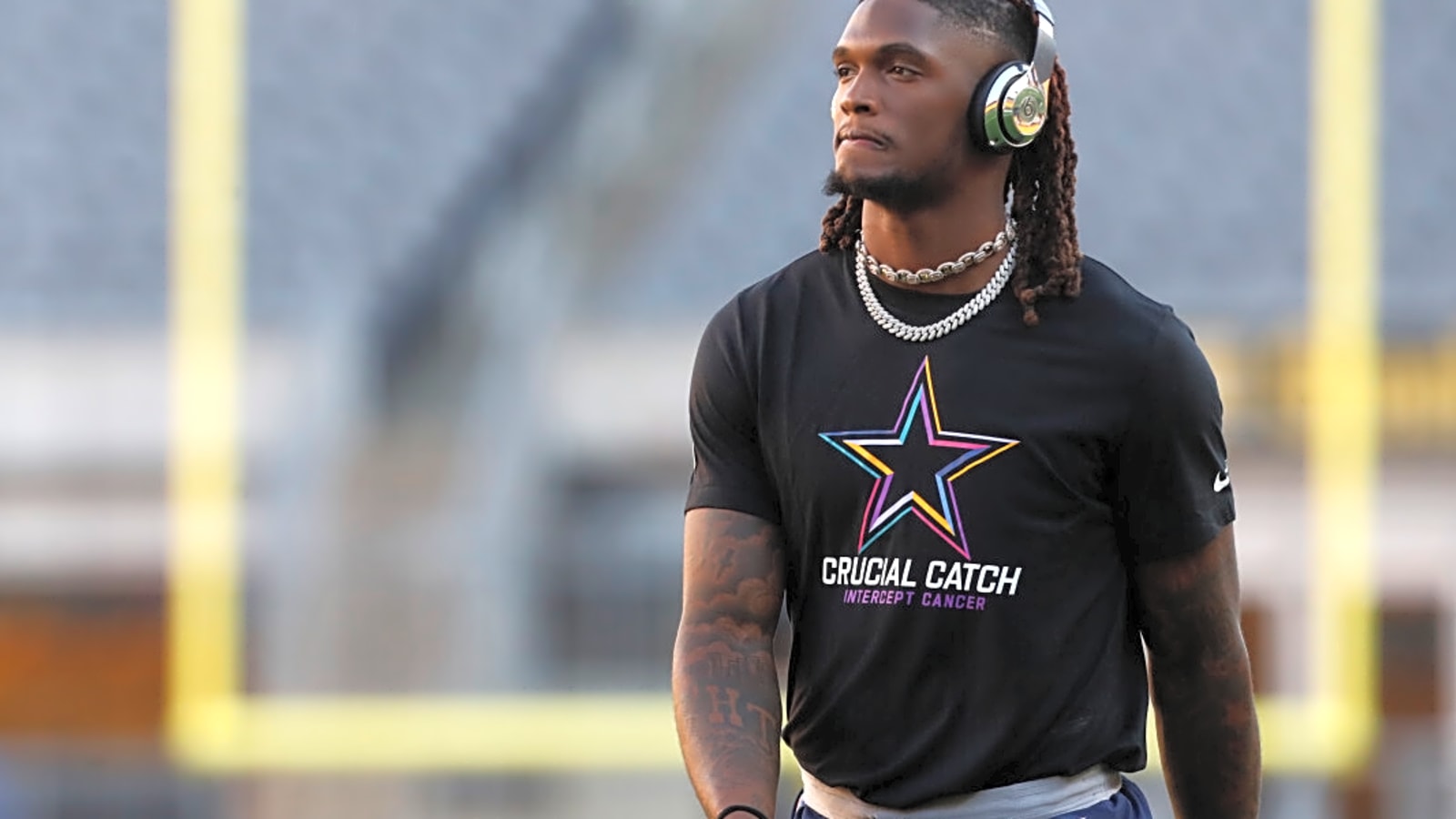 Cowboys WR CeeDee Lamb is Getting Roasted After Being Flattened by NFL Official