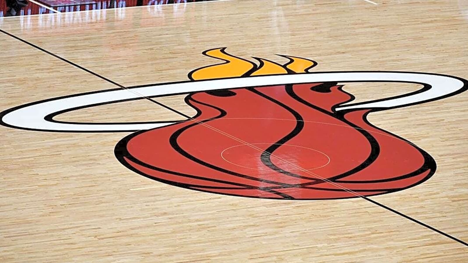 Former Heat security guard charged in $2 million theft, sale of jerseys