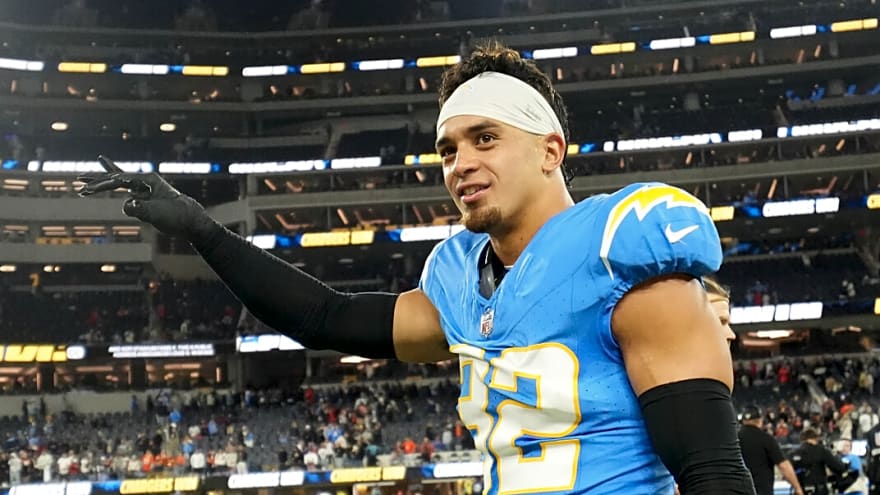 Ravens make desperation trade to shake up struggling defense