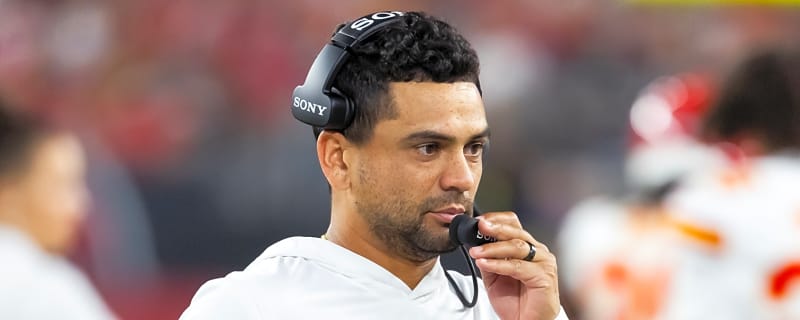 Chiefs Part Ways with Wide Receivers Coach Connor Embree Following Disappointing 2025 Campaign