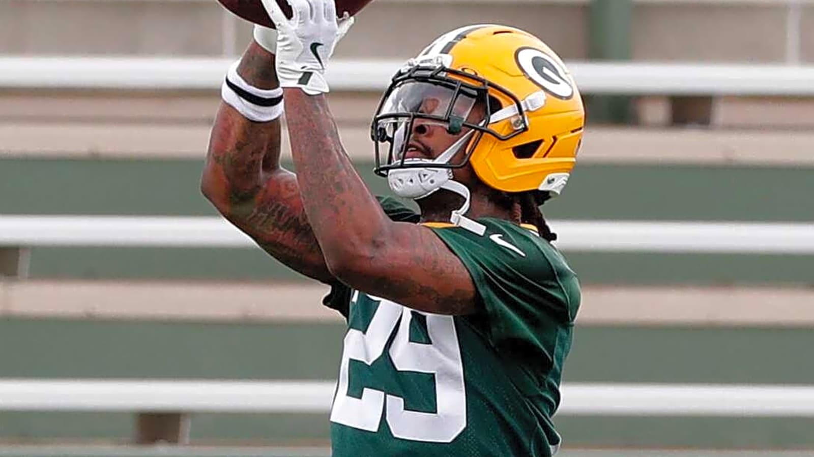 Officials flag Packers S Xavier McKinney for controversial taunting penalty