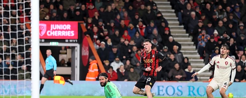 ‘I have no idea…’ – Jamie Redknapp gobsmacked by ‘amateurish’ Liverpool moment which cost them big