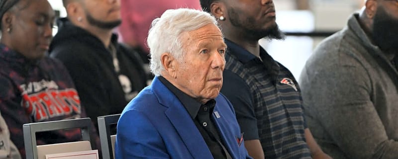 Robert Kraft offers rare praise for Bill Belichick