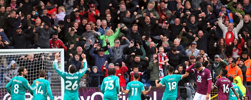 'Can’t imagine…' – Paul Merson and Ian Wright issue the same prediction for Liverpool v Burnley