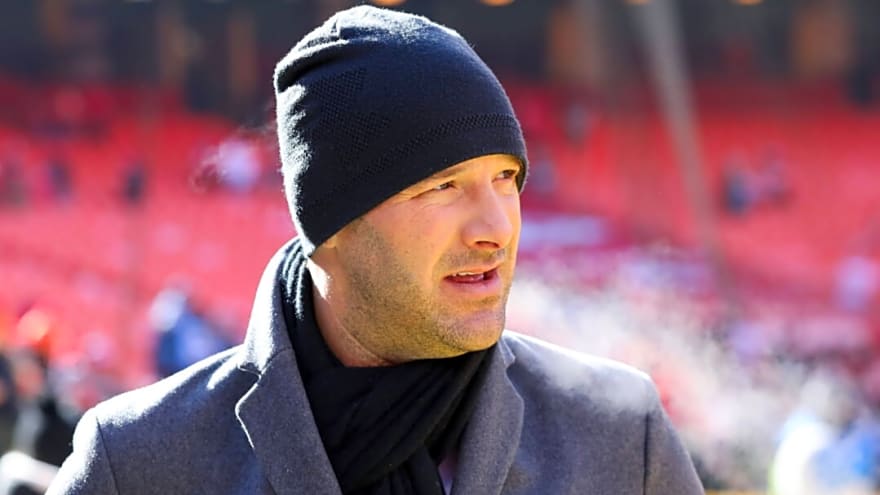 Former Cowboys Player Lands NFL Broadcasting Promotion at CBS Amid Tony Romo’s Absence