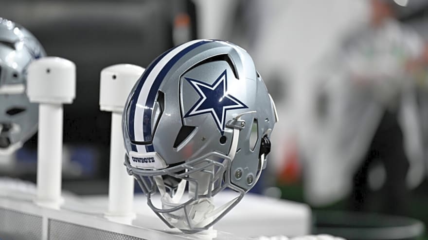 Cowboys Forced to Make Roster Cut to Add Ex-Patriots TE Amid Injury Concerns