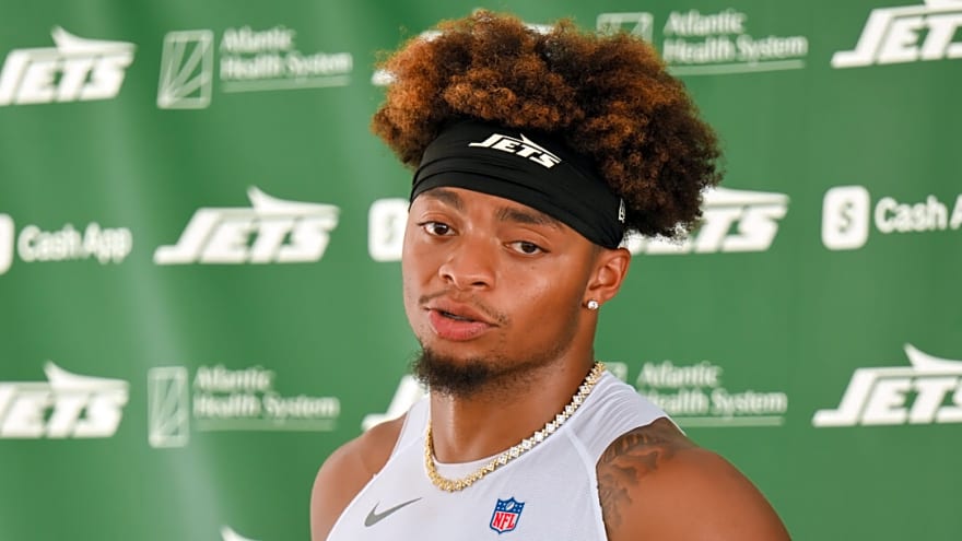 Justin Fields Had 6-Word Toe Message For Kay Adams Tuesday