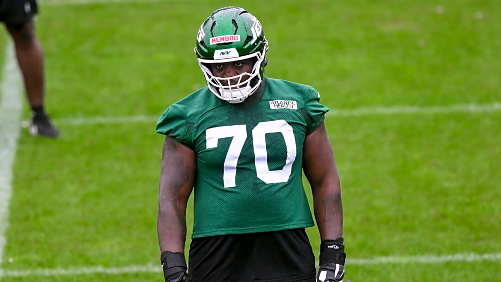 Early reports on Jets&#39; first rounder are hit and miss early in training camp