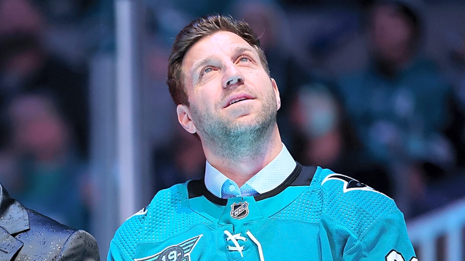 Former NHLer Ryane Clowe steps down as Sharks assistant GM